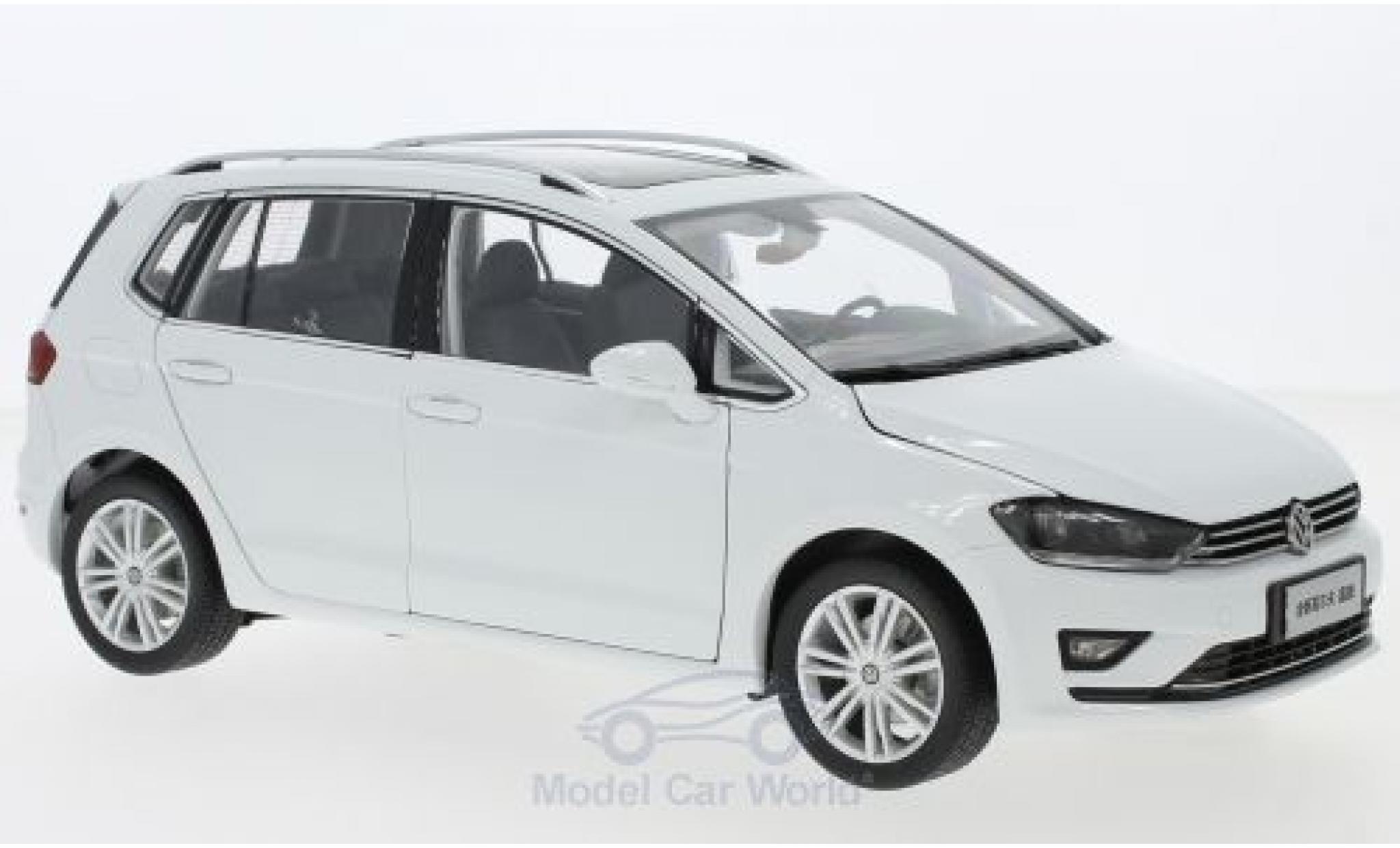 Volkswagen Golf 1/18 Paudi Sportsvan white 2018 diecast model cars