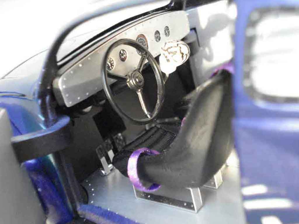 Volkswagen Kafer Drag Run cox 58 purple bullet 1/18 Solido