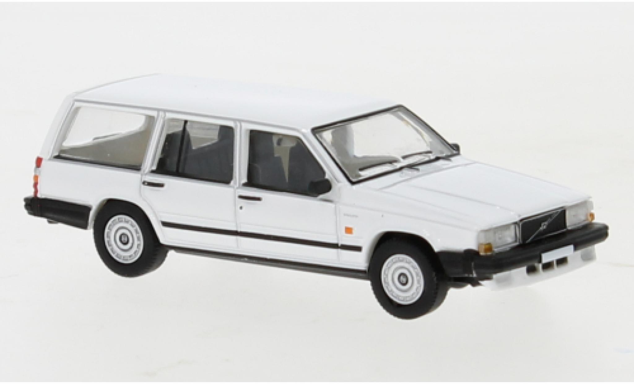 Volvo 740 1/87 PCX87 Estate white 1985 diecast model cars