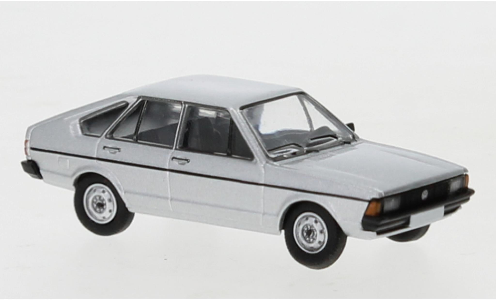 Volkswagen Passat 1/87 PCX87 B1 grey 1977 diecast model cars