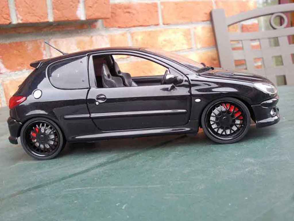 Peugeot 206 RC 1/18 Norev RC jantes blacks et vitres teintees diecast model cars