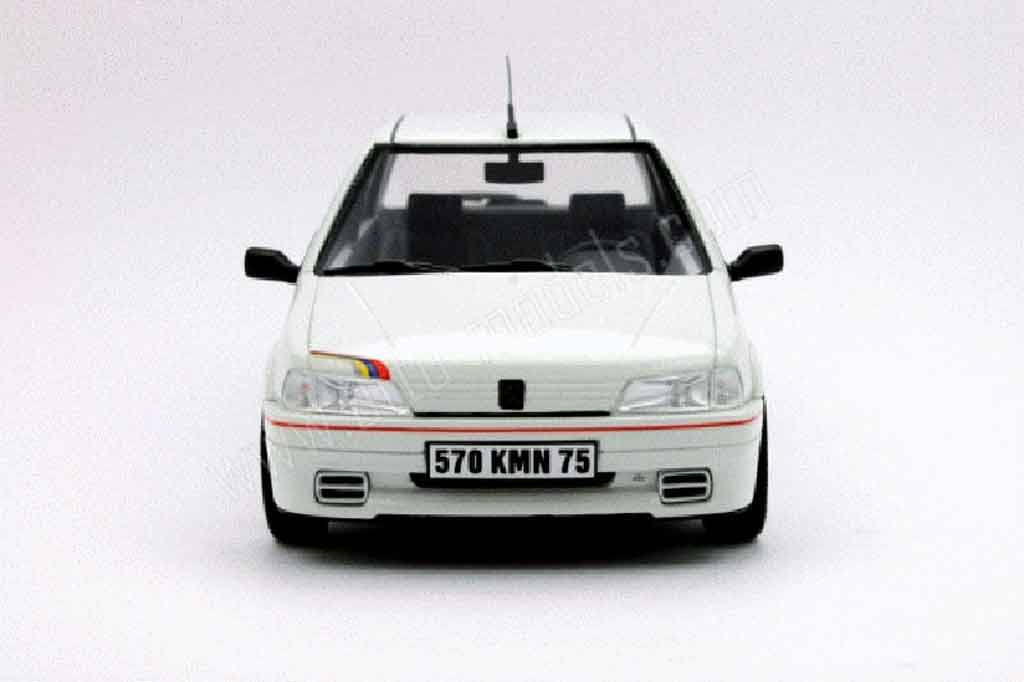 Peugeot 106 Rallye Rally 1.3 white 1/18 Ottomobile