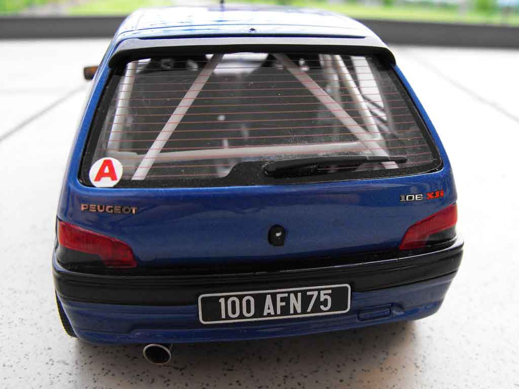 Peugeot 106 XSI phase 1 blue jantes 205 gti 1993 1/18 Ottomobile