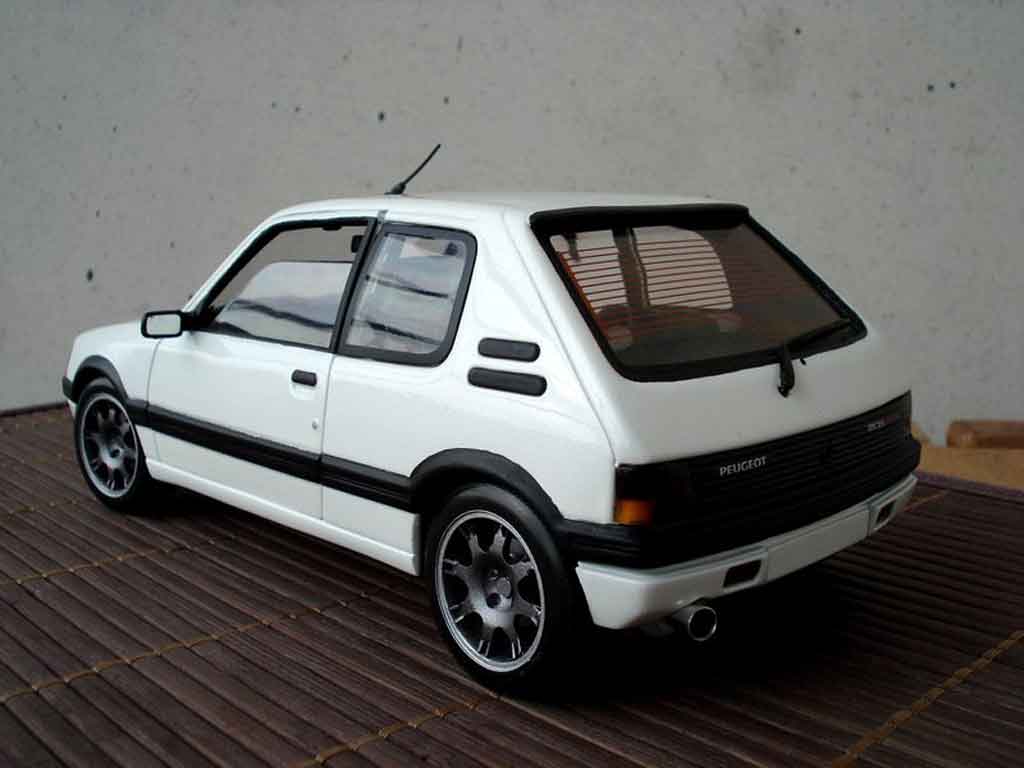 Peugeot 205 GTI white jantes pts 1/18 Solido