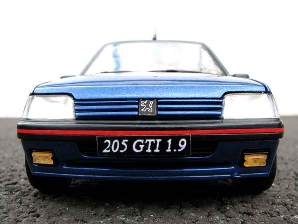Peugeot 205 GTI 1.9 Bleu Miami blue miami 1/18 Solido