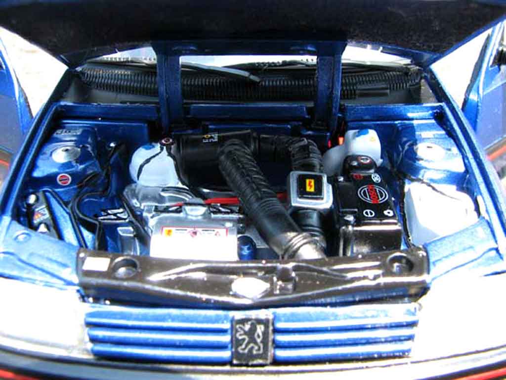 Peugeot 205 GTI 1.9 Bleu Miami blue miami 1/18 Solido