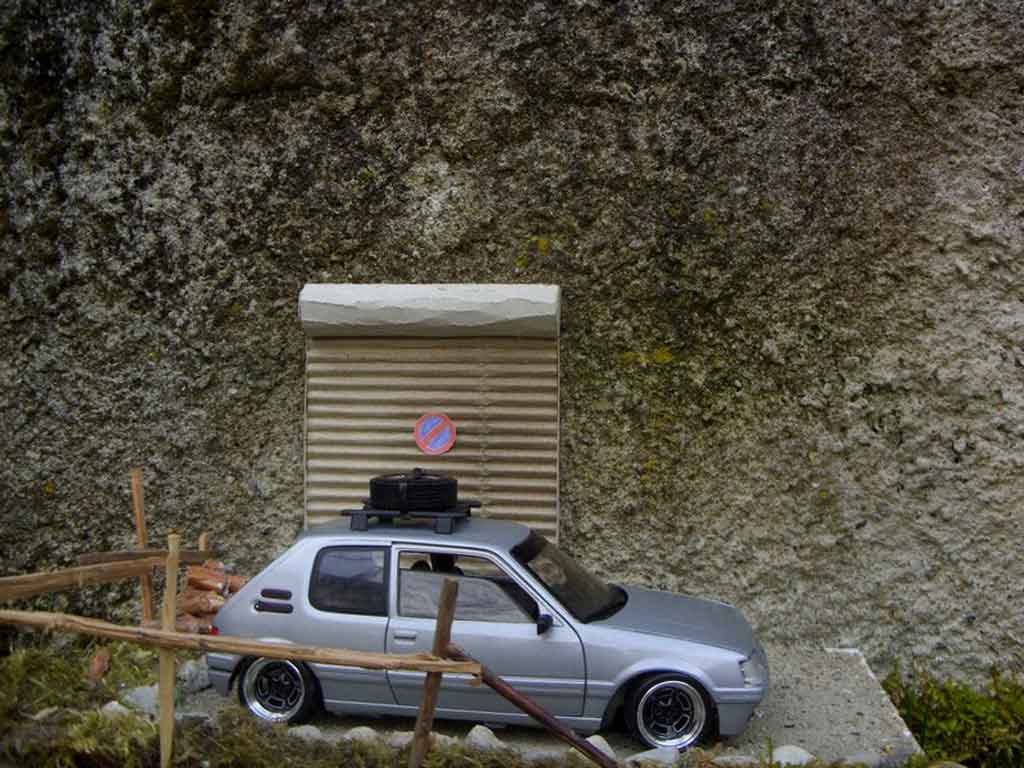 Peugeot 205 GTI grey german look 1/18 Solido