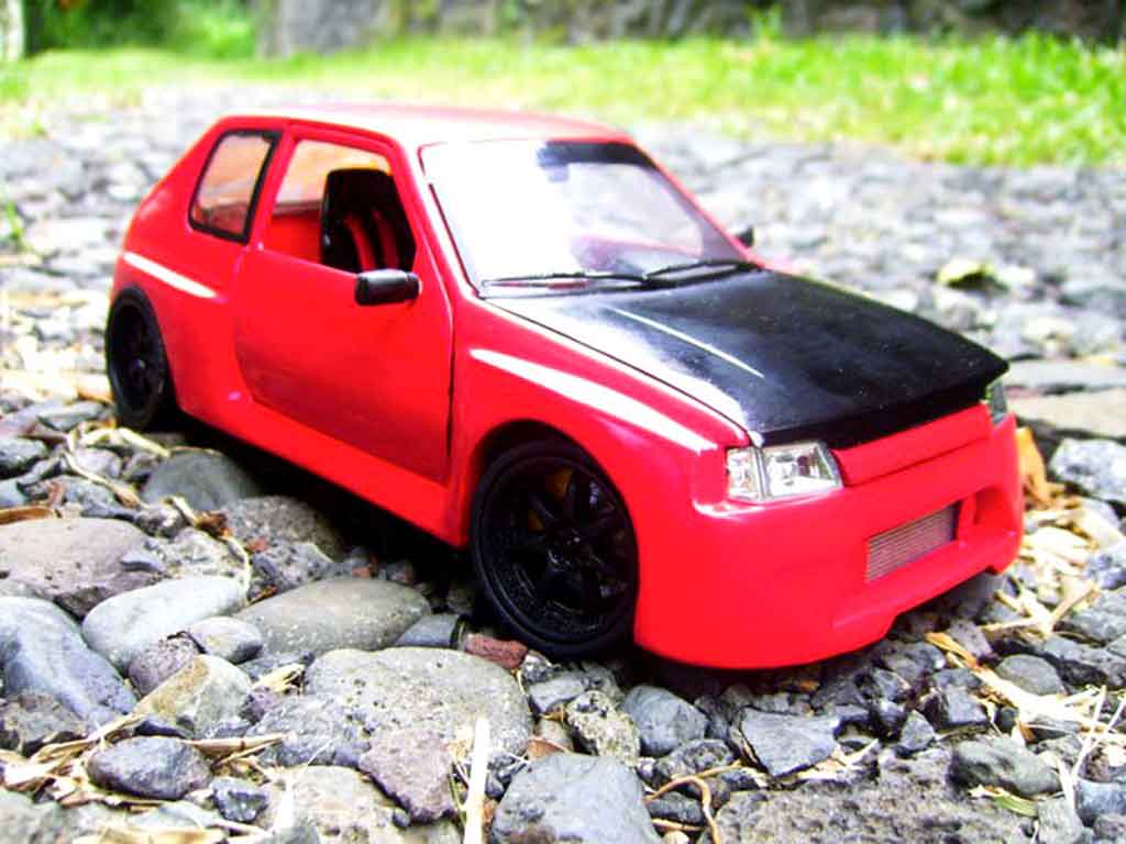 Peugeot 205 GTI 1/18 Solido 1.9 Rouge Vallelunga GTI kit carrosserie gtr diecast model cars