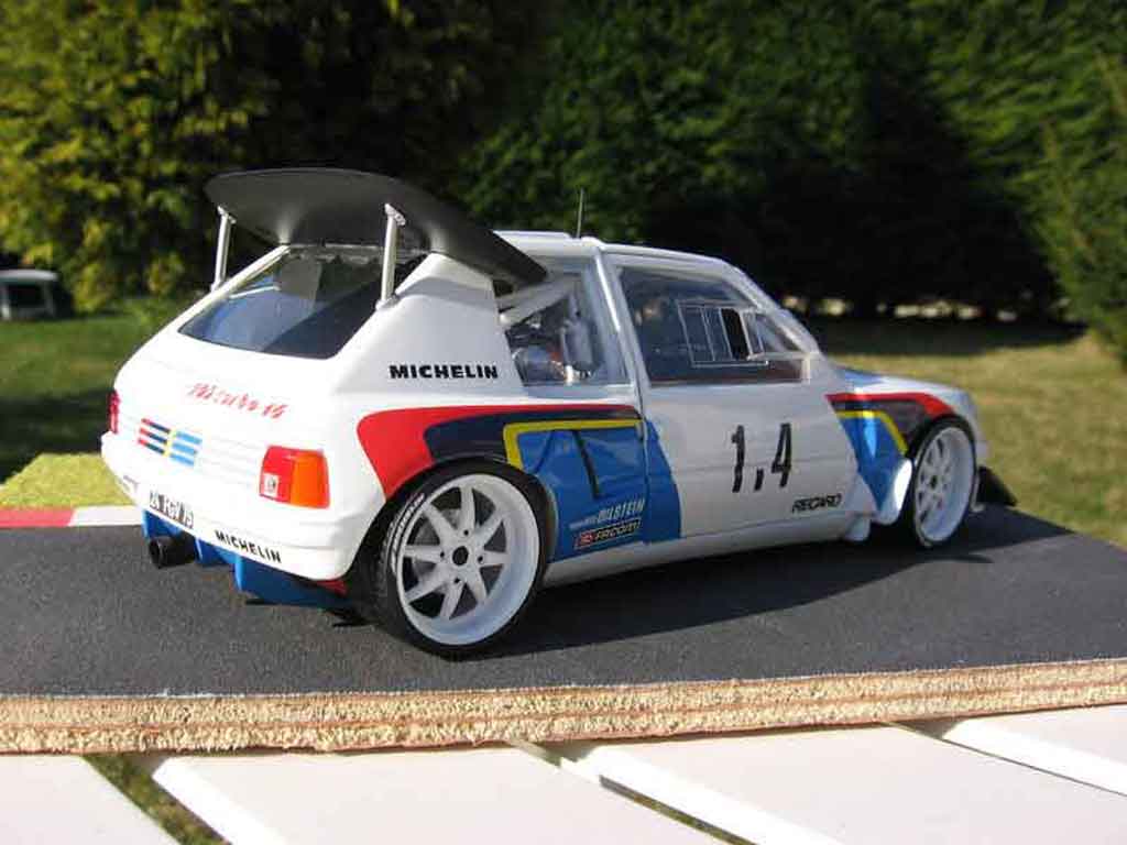 Peugeot 205 Turbo 16 1/18 Solido Turbo 16 rallye T16 diecast model cars