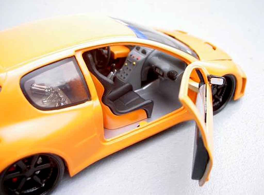 Peugeot 206 WRC street racing orange 1/18 Solido