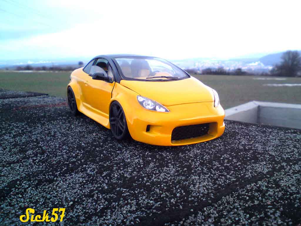 Peugeot 307 CC show car yellow 1/18 Solido