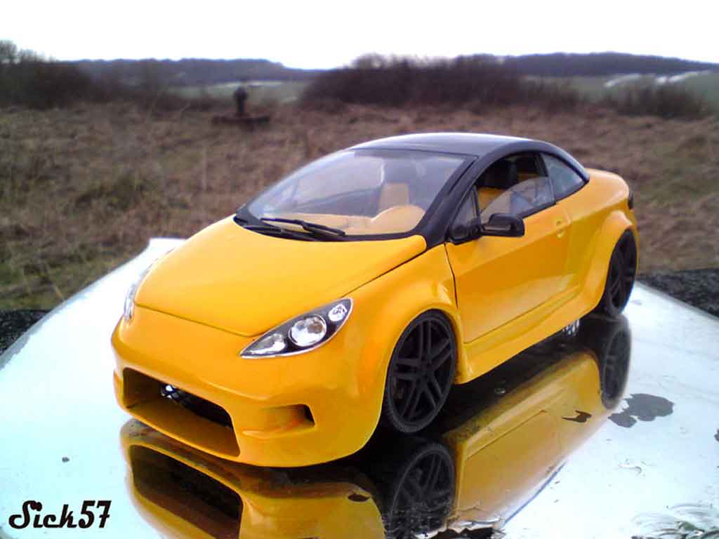 Peugeot 307 CC show car yellow 1/18 Solido