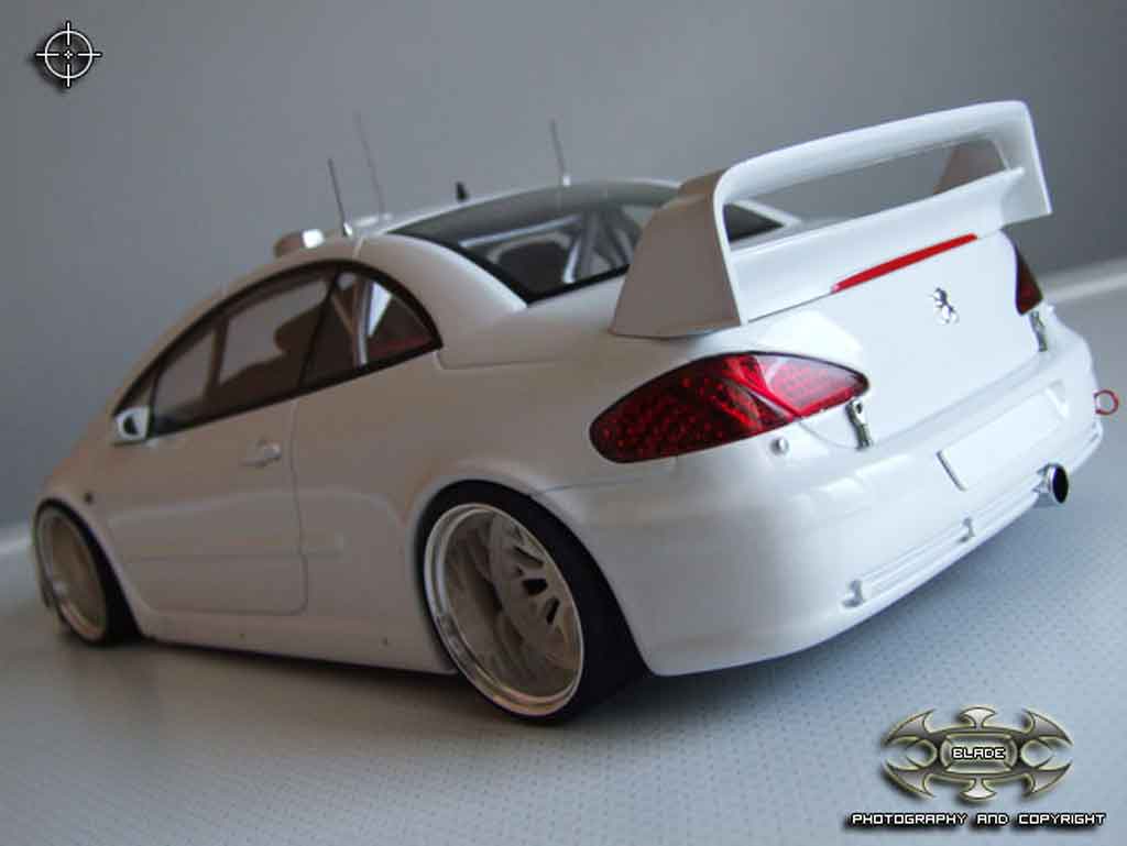 Peugeot 307 WRC plain body white jantes bbs 1/18 Autoart