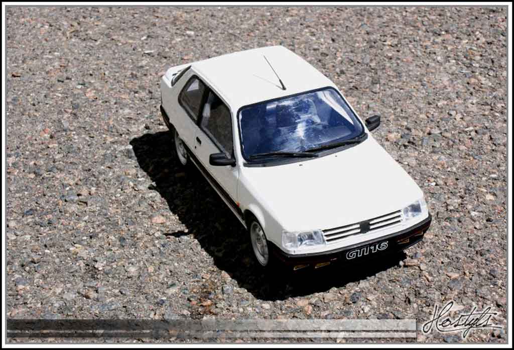 Peugeot 309 GTI 16 soupapes white 1/18 Ottomobile
