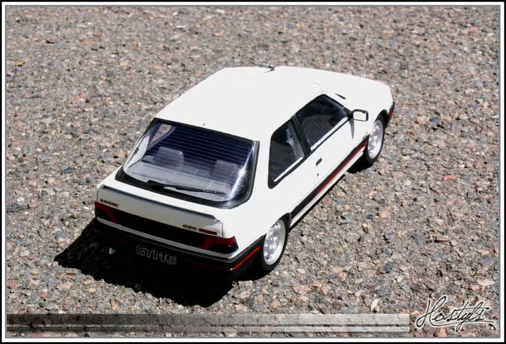 Peugeot 309 GTI 16 soupapes white 1/18 Ottomobile