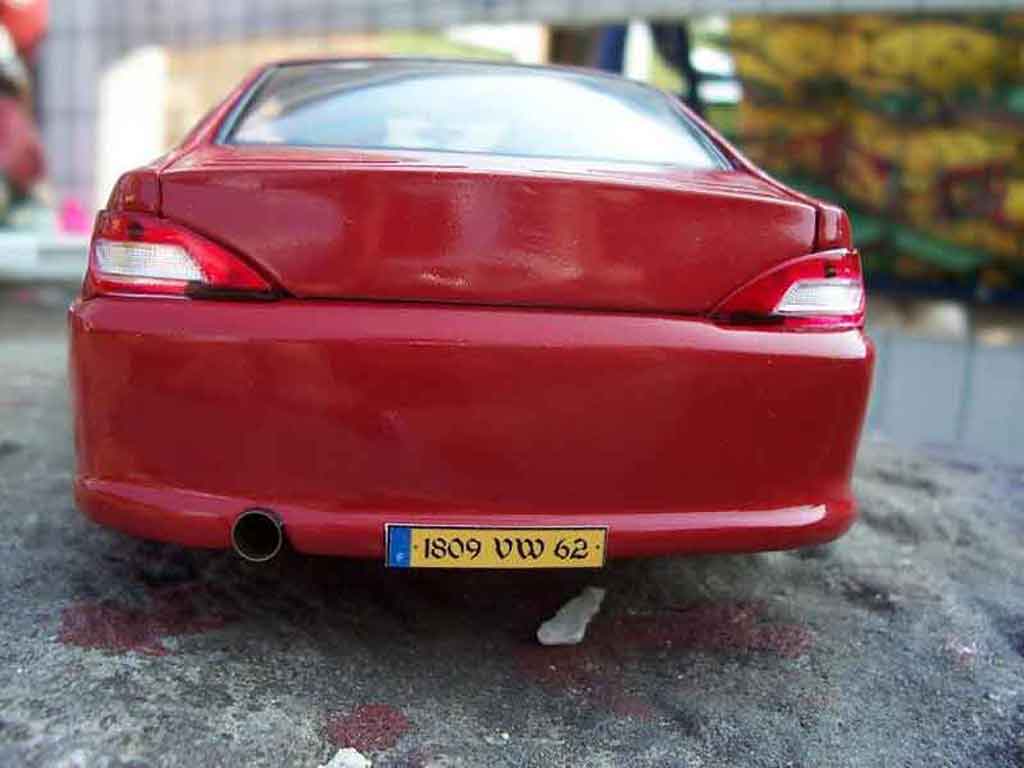 Peugeot 406 Base pack sport red 1/18 Gate