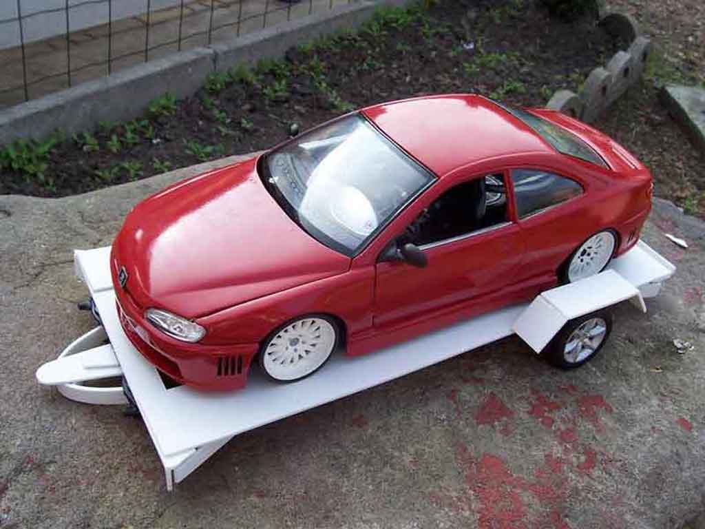 Peugeot 406 Base pack sport red 1/18 Gate