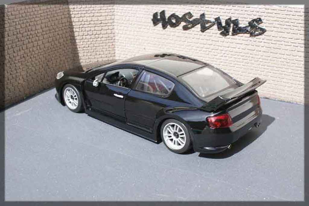 Peugeot 407 Silhouette plain body noir 1/18 Motormax