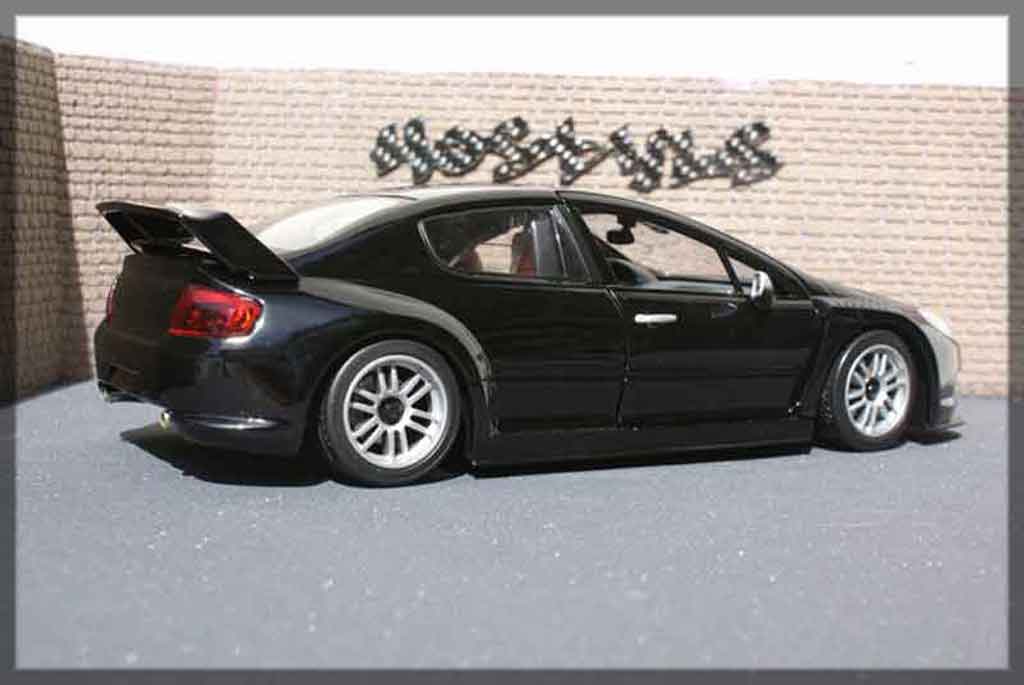 Peugeot 407 Silhouette plain body noir 1/18 Motormax