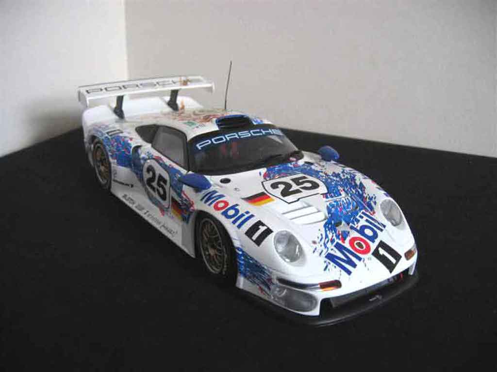 Porsche 993 GT1 1/18 Ut Models GT1 le mans 96 #25 mobil 1 diecast model cars
