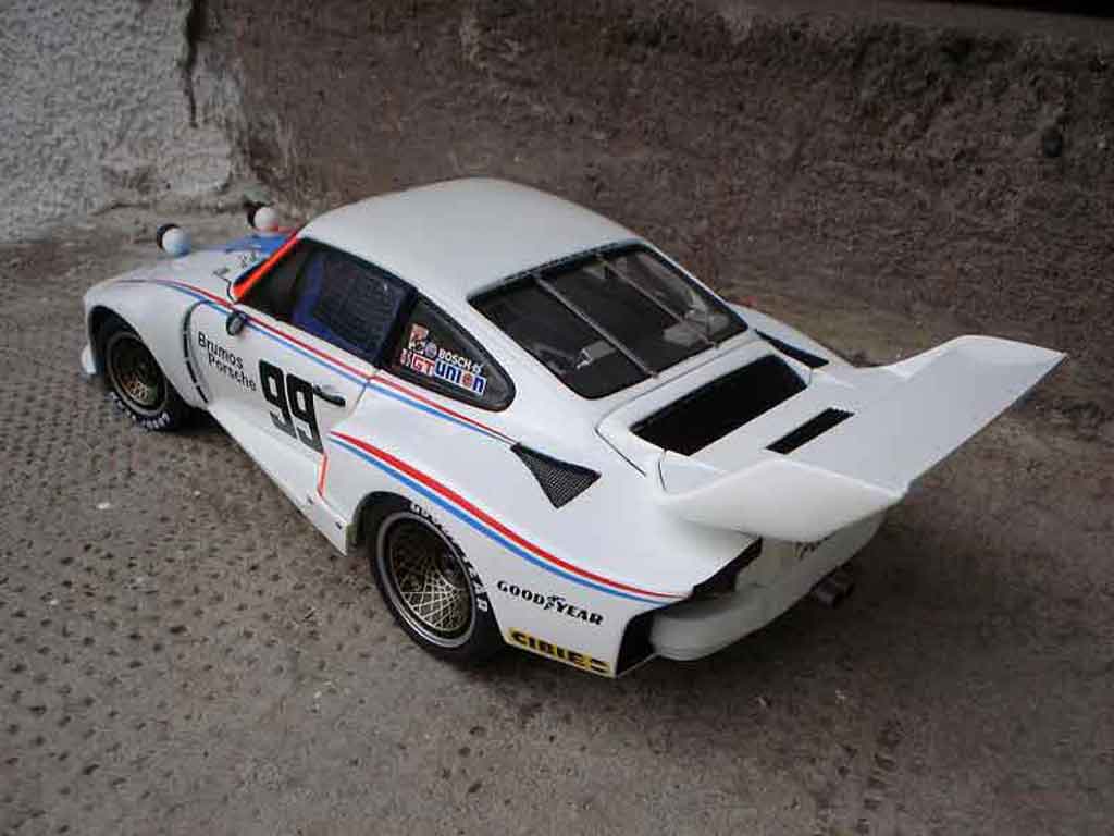 Porsche 935 1978 imsa brumos #99 daytona winner 1/18 Exoto