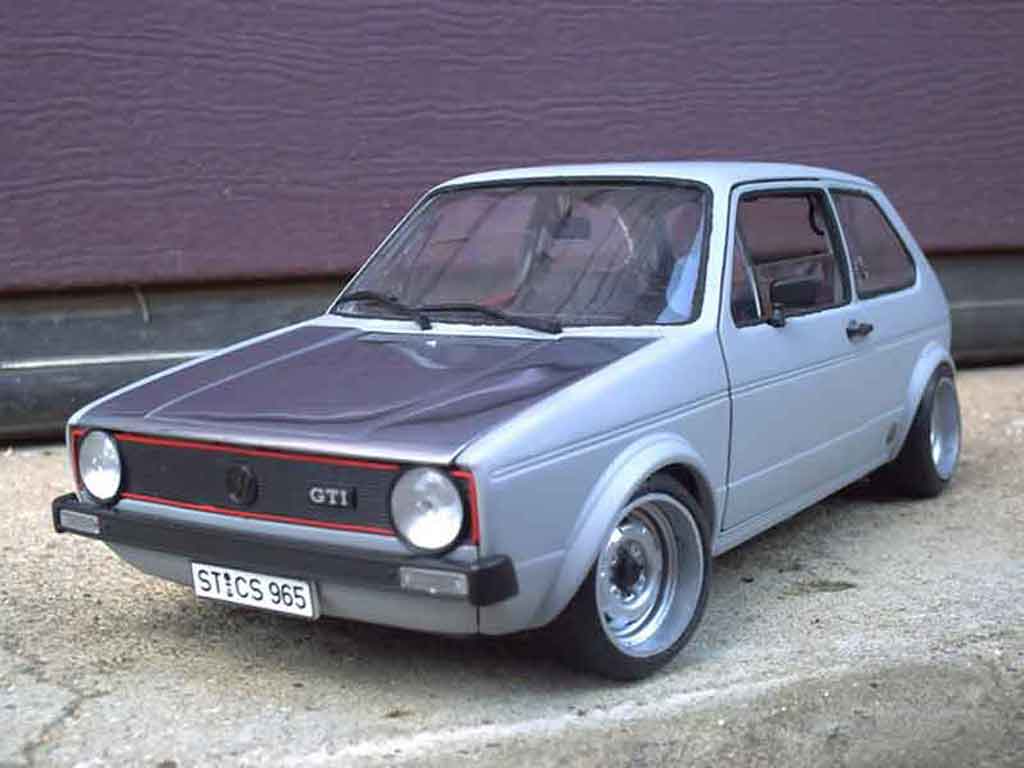 Volkswagen Golf 1 GTI 1/18 Solido 1 GTI jantes toles bords larges capot poli diecast model cars