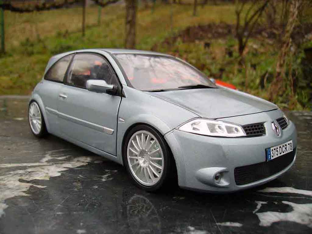 Renault Megane Sport 1/18 Burago Sport rs grey diecast model cars