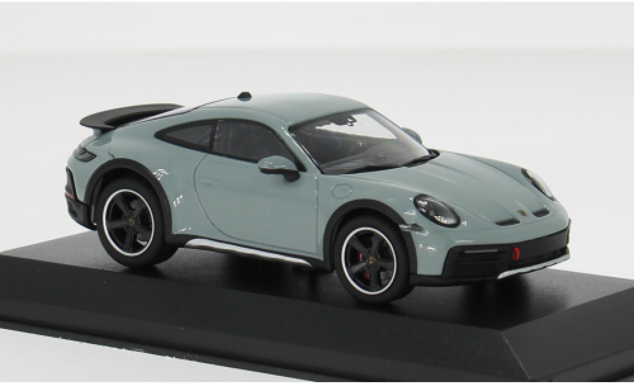 Porsche 992 1/43 Minichamps 911  Dakar green 2022 1:43 diecast model cars