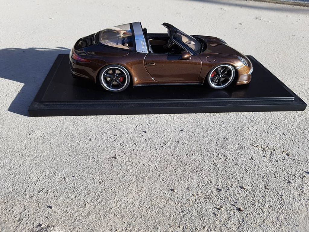 Porsche 911 Targa 4 GTS brown jantes techart 1/18 GT Spirit