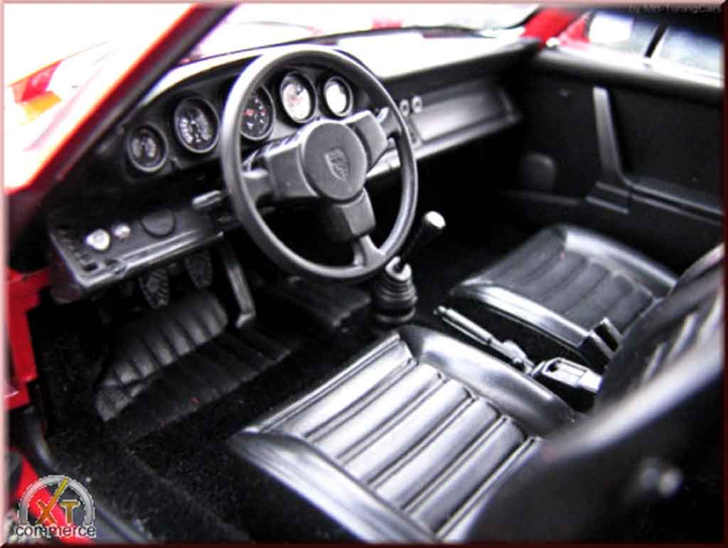 Porsche 911 RS 3.0 carrera red jantes fuchs 1974 1/18 Autoart