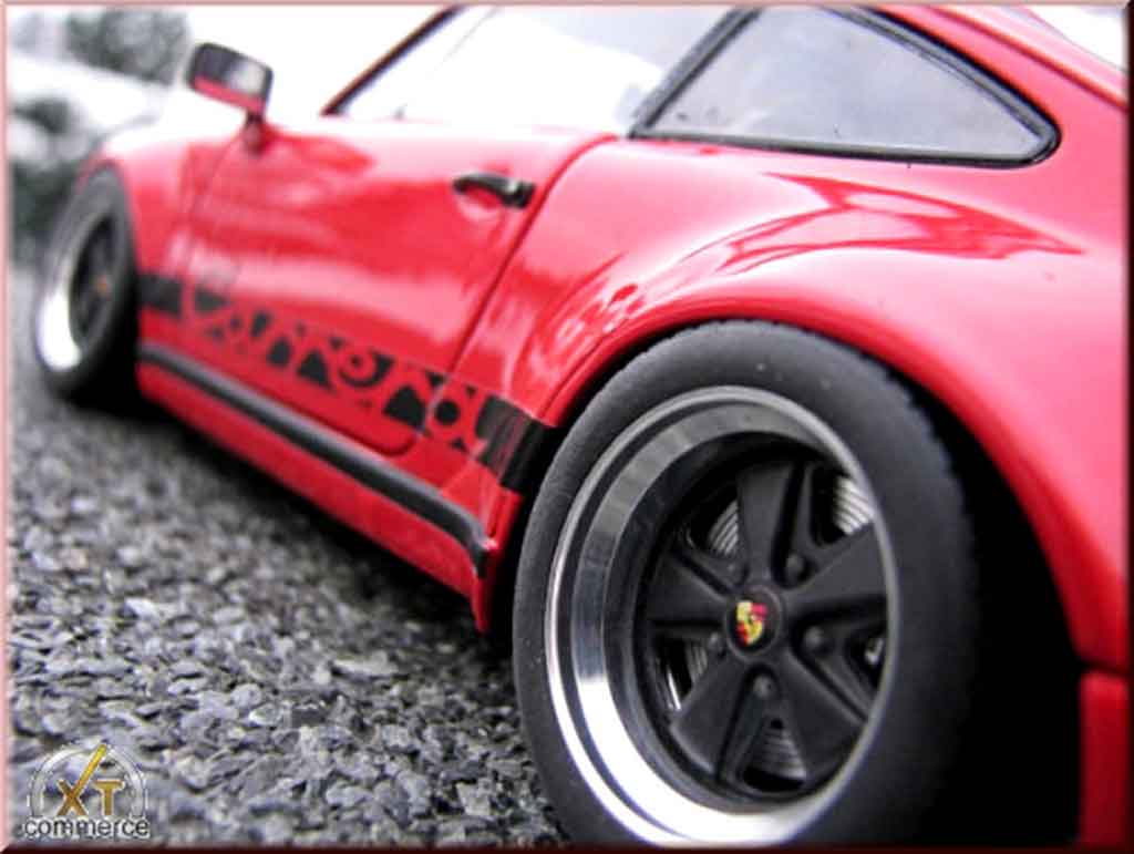 Porsche 911 RS 3.0 carrera red jantes fuchs 1974 1/18 Autoart