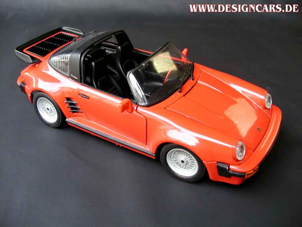 Porsche 911 Flat Nose targa 1/18 Revell