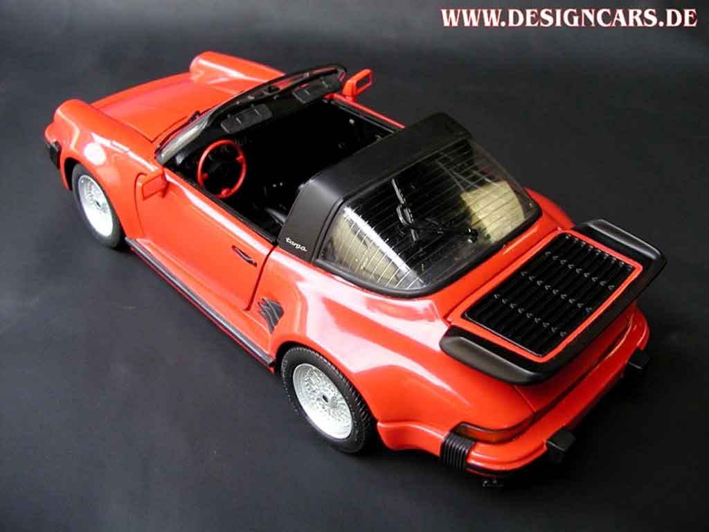 Porsche 911 Flat Nose targa 1/18 Revell