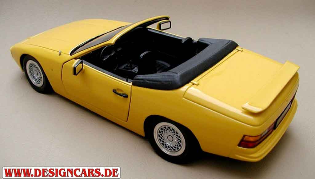Porsche 924 Base cabriolet yellow 1/18 Minichamps