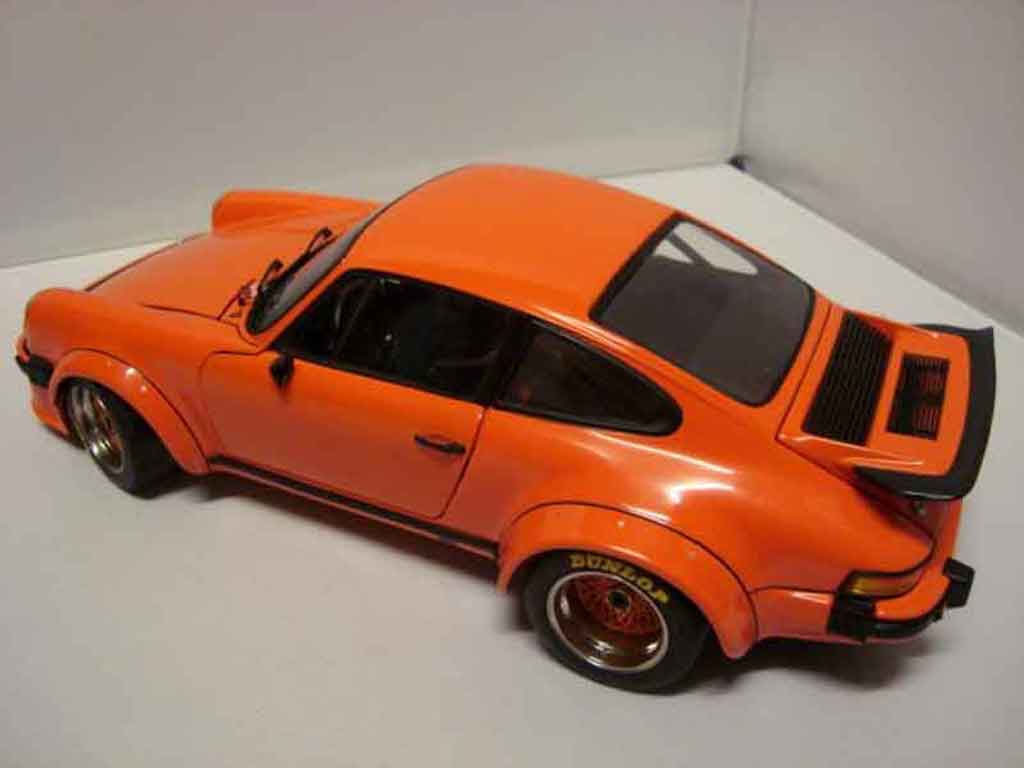 Porsche 934 RSR Turbo orange 1/18 Exoto