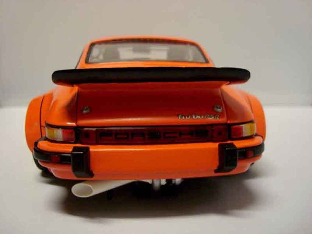 Porsche 934 RSR Turbo orange 1/18 Exoto