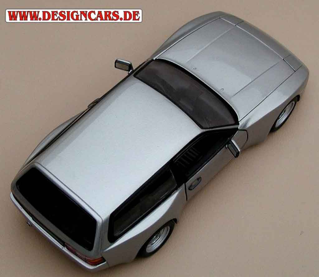 Porsche 944 1985 turbo kombi 1/18 Minichamps