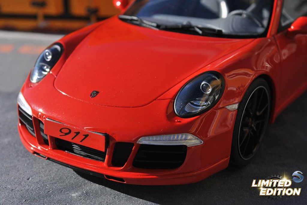 Porsche 911 S Carrera AEROKIT CUP red 1/18 GT Spirit
