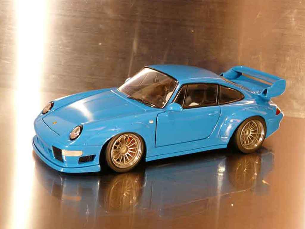 Porsche 911 GT2 street project 1/18 Ut Models