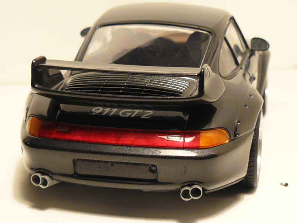 Porsche 911 GT2 titanium grey jantes a deport 1/18 Ut Models