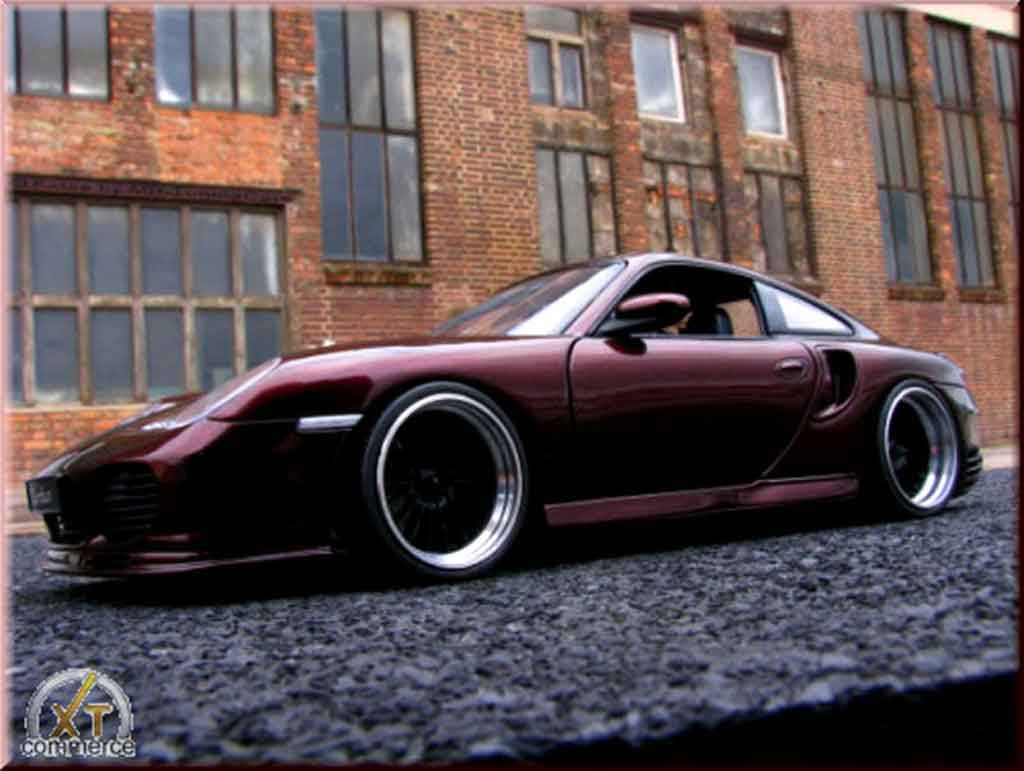 Porsche 911 Turbo peinture cameleon et jantes 20 pouces 1/18 Autoart