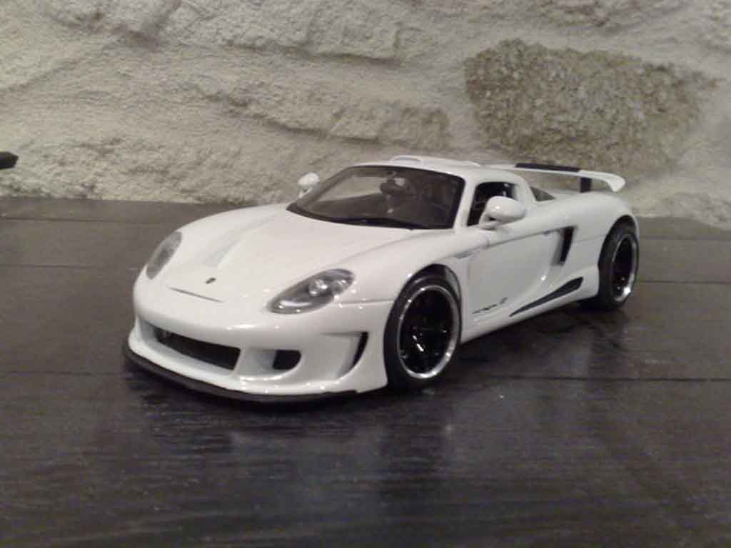 Gemballa Mirage GT mirage white 1/18 Maisto
