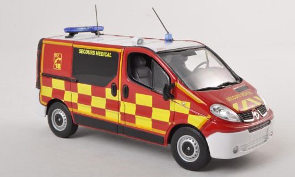 Renault Trafic 1/43 Norev Fire brigade Secours Medical KTW (F) 2010 diecast model cars
