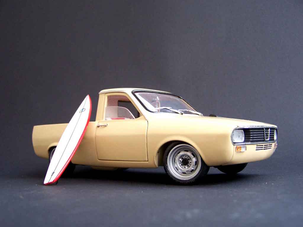 Renault 12 Pick up beige 1/18 Solido
