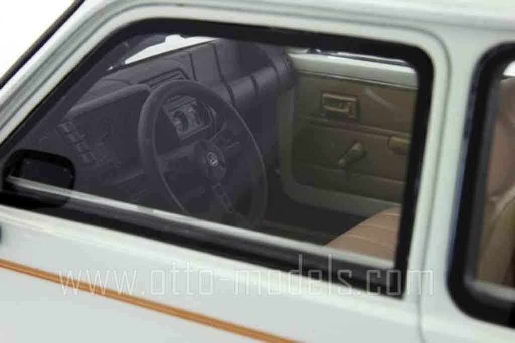 Renault 5 Turbo laureate white 1984 1/18 Ottomobile