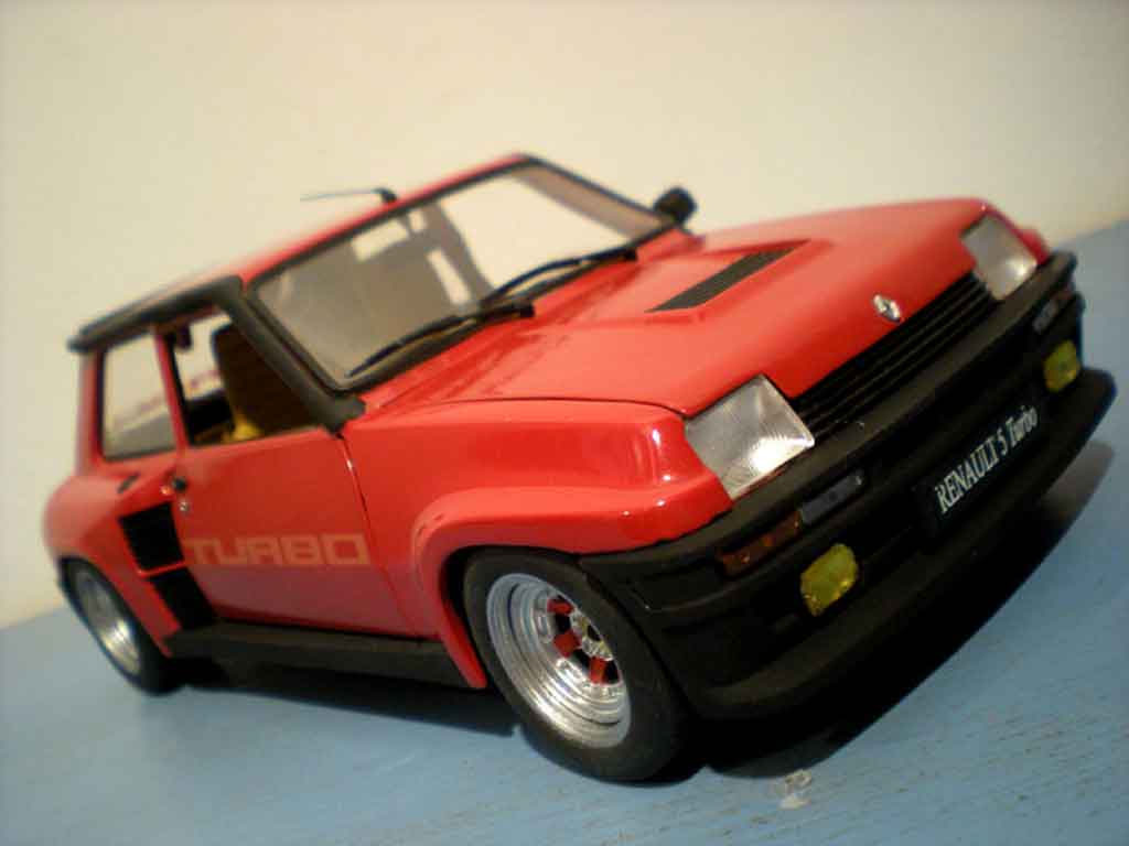 Renault 5 Turbo red jantes gotti 073r 1/18 Universal Hobbies