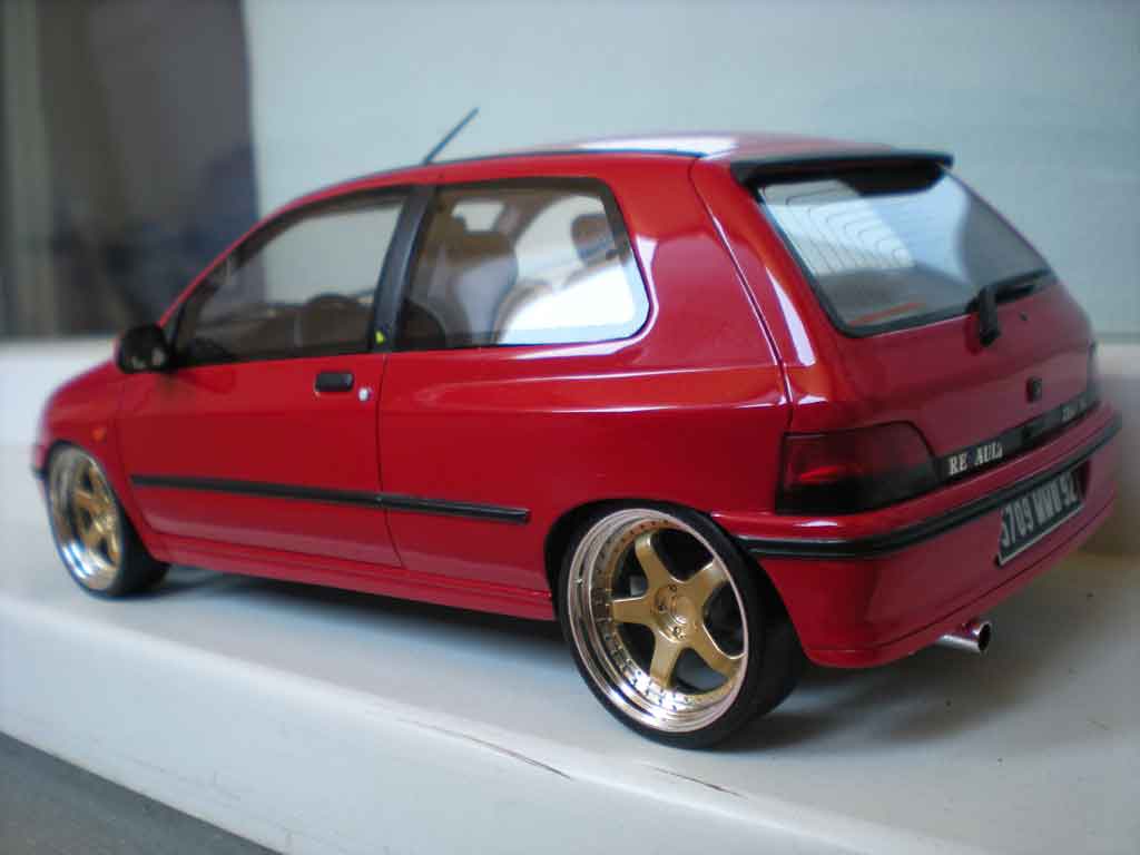 Renault Clio 16S 1991 red jantes 17 pouces 1/18 Ottomobile