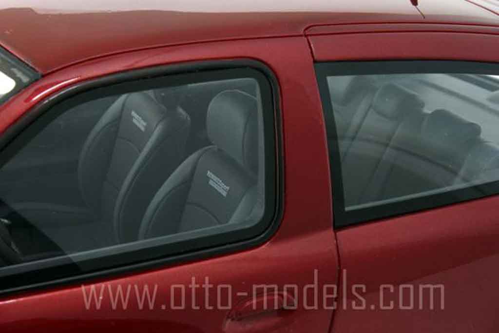 Renault Clio 2 RS phase red lucifer 2001 1/18 Ottomobile