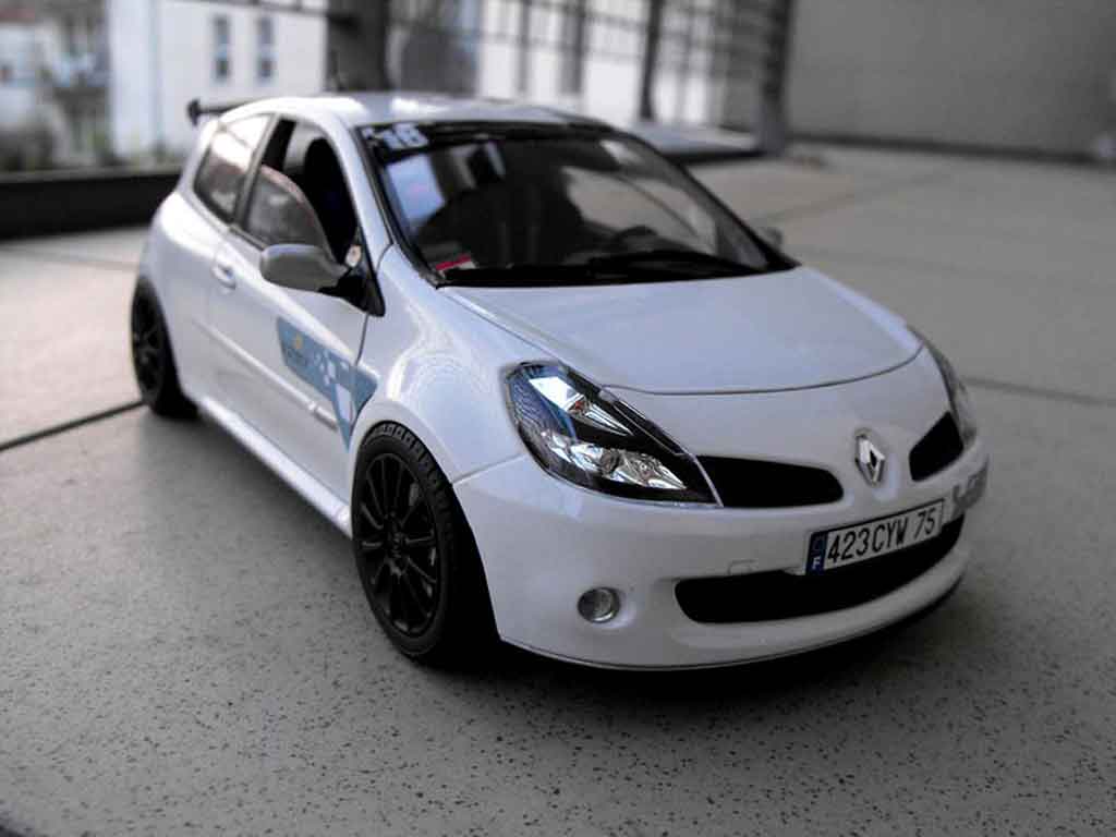 Renault Clio 3 RS 1/18 Solido 3 RS f1 team blanc glacier diecast model cars