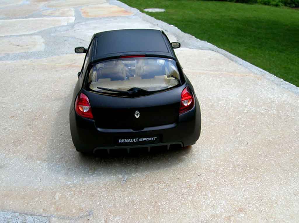 Renault Clio 3 RS noir mat jantes c4 wrc 1/18 Solido